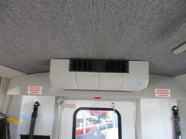 2017 Ford E-350, 12 PASSENGER HANDICAP BUS E-350 DRW 138" WB