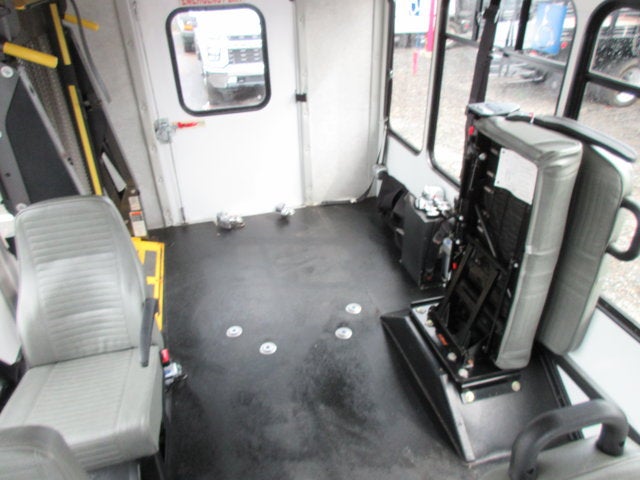 2018 Ford TRANSIT 350, 6 PASS, HANDICAP BUS T-350 DRW 138" WB 10360 GVWR