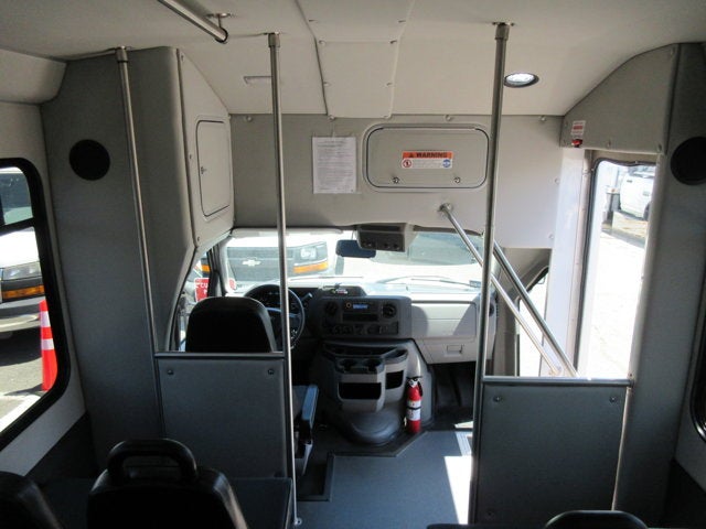 2023 Ford E-450, 14 PASSENGER, HANDICAP BUS E-450 DRW 158" WB