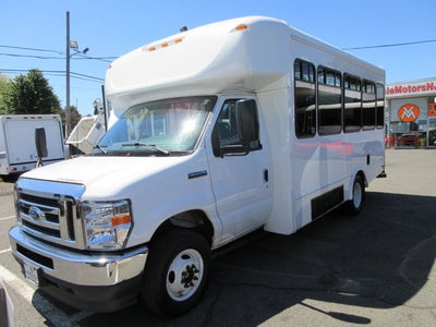 2023 Ford E-450, 14 PASSENGER, HANDICAP BUS E-450 DRW 158" WB