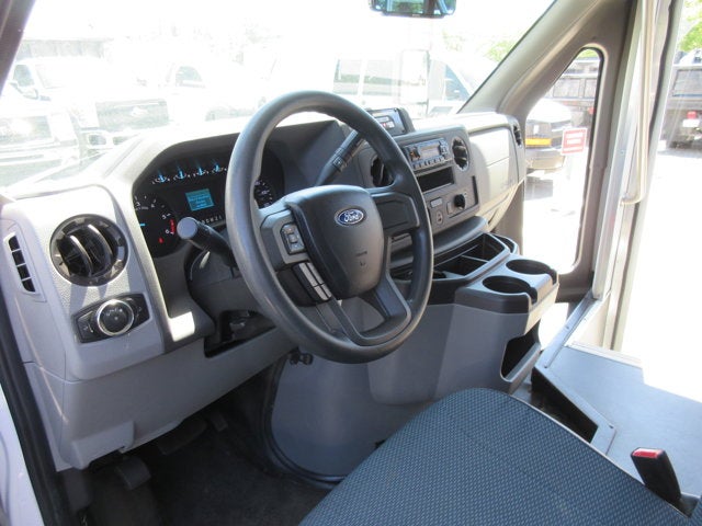 2023 Ford E-450, 14 PASSENGER, HANDICAP BUS E-450 DRW 158" WB