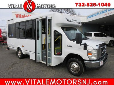 2017 Ford E-Series Cutaway E450 HANDICAPPED BUS, 8 PASSENGER BUS