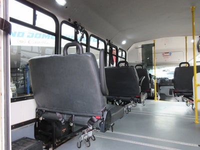 2017 Ford E-Series Cutaway E450 HANDICAPPED BUS, 8 PASSENGER BUS