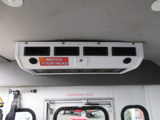 2017 Ford E-Series Cutaway E450 HANDICAPPED BUS, 8 PASSENGER BUS