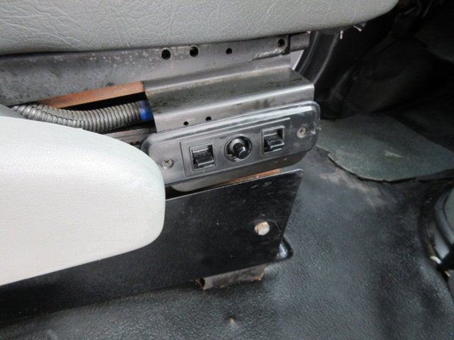 2017 Ford E-Series Cutaway E450 HANDICAPPED BUS, 8 PASSENGER BUS