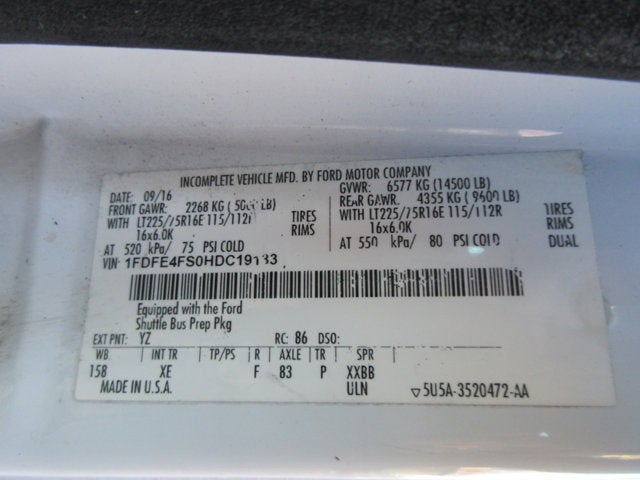 2017 Ford E-Series Cutaway E450 HANDICAPPED BUS, 8 PASSENGER BUS