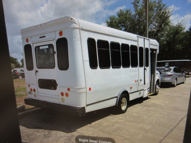 2017 Ford E-Series Cutaway E-450 DRW 176" WB