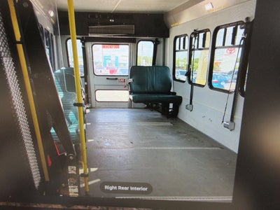 2017 Ford E-Series Cutaway E-450 DRW 176" WB