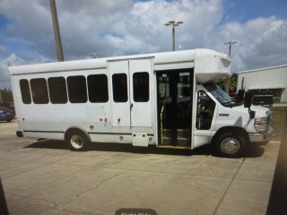 2017 Ford E-Series Cutaway E-450 DRW 176" WB