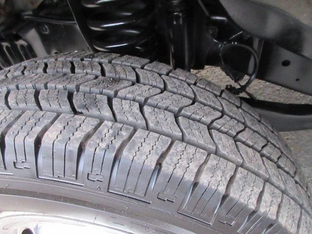 2013 Ford Econoline Commercial Cutaway 16 passenger Handicapped Bus