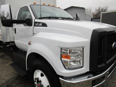 2023 Ford F-650 26 FOOT BOX TRUCK, LIFTGATE, 8K MILES