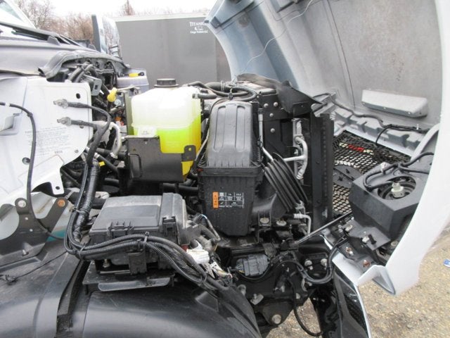 2023 Ford F-650 26 FOOT BOX TRUCK, LIFTGATE, 8K MILES