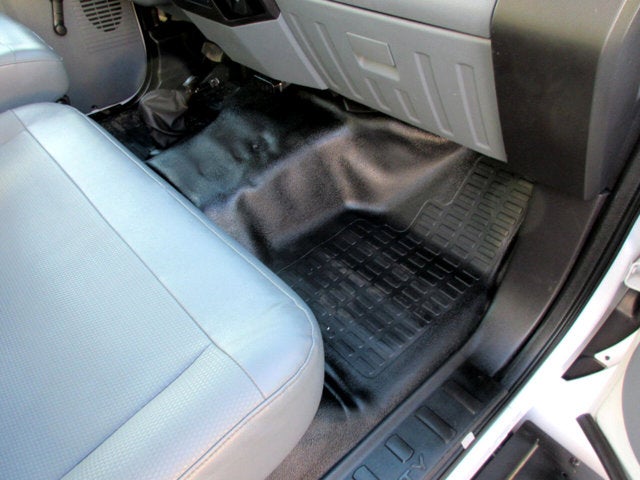 2016 Ford F-650 24' BOX TRUCK, LIFTGATE