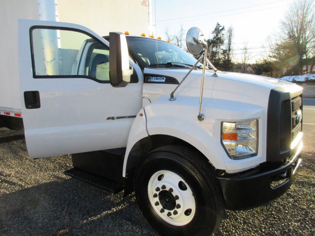 2016 Ford F-650 24' BOX TRUCK, LIFTGATE