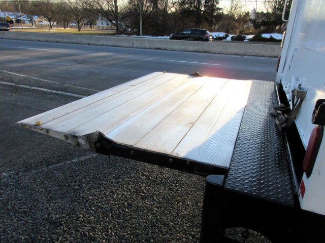 2016 Ford F-650 24' BOX TRUCK, LIFTGATE