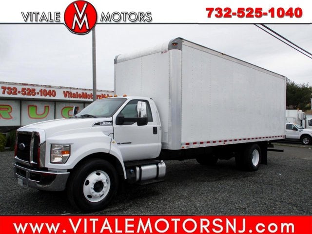 2016 Ford F-650 24 FOOT BOX TRUCK ** 81K DIESEL **