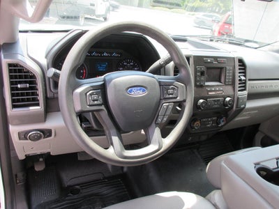 2020 Ford F350 8' BOX TRUCK, LIFTGATE XL