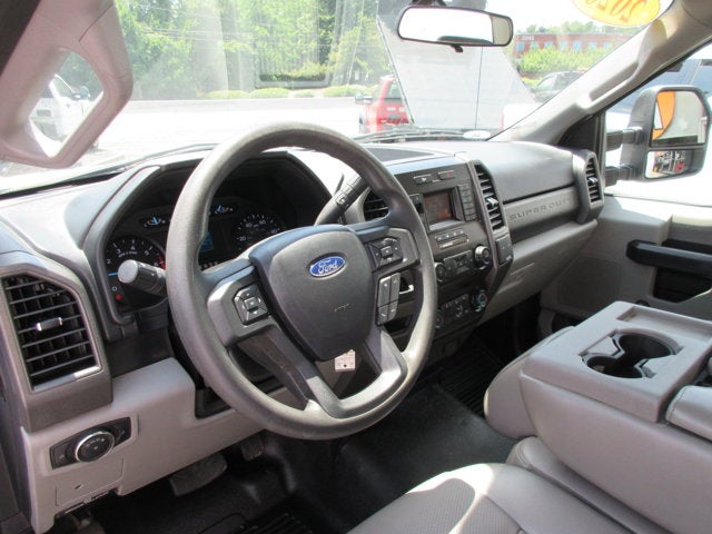 2020 Ford F350 8' BOX TRUCK, LIFTGATE XL