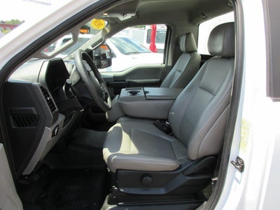 2020 Ford F350 8' BOX TRUCK, LIFTGATE XL
