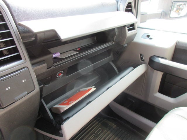2021 Ford F-450 14' BOX TRUCK, CANTILEVER LIFT GATE XL