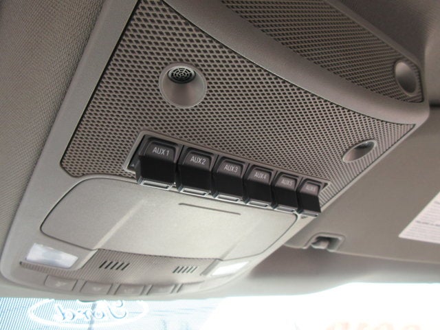 2019 Ford Super Duty F-450 DRW 17' FLATBED, LIFTGATE