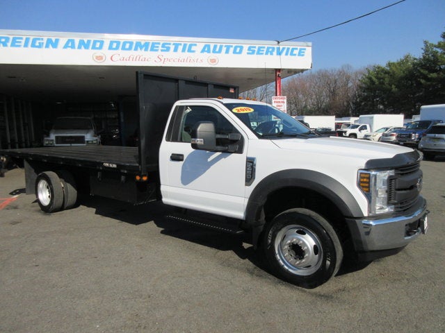2019 Ford Super Duty F-450 DRW 17' FLATBED, LIFTGATE