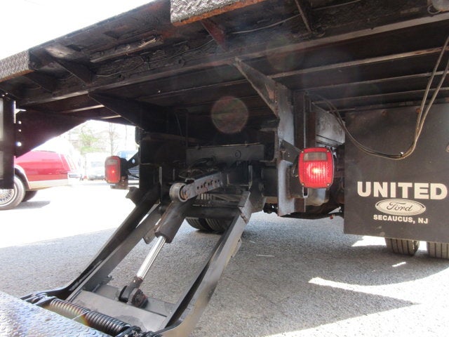 2019 Ford Super Duty F-450 DRW 17' FLATBED, LIFTGATE