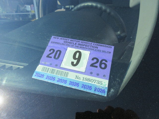 2019 Ford Super Duty F-450 DRW 17' FLATBED, LIFTGATE