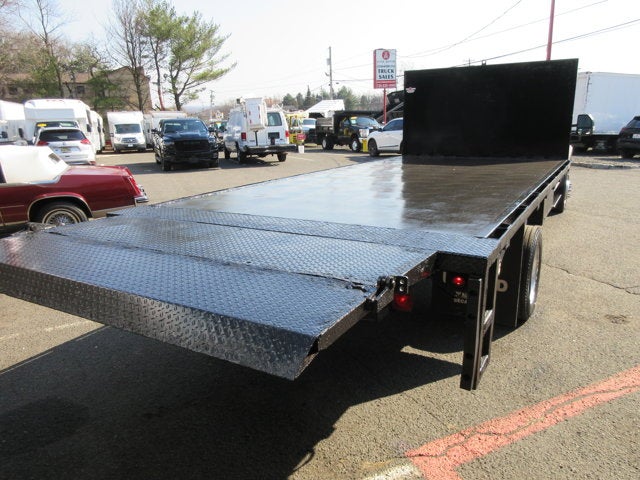 2019 Ford Super Duty F-450 DRW 17' FLATBED, LIFTGATE