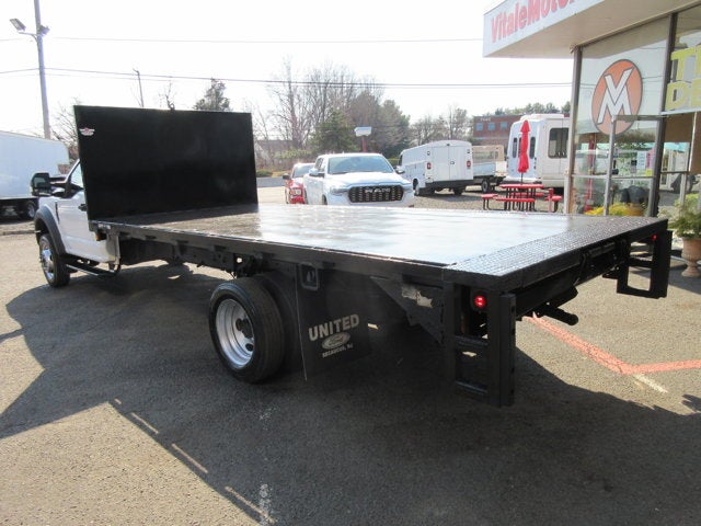 2019 Ford Super Duty F-450 DRW 17' FLATBED, LIFTGATE