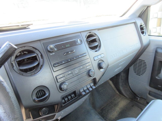 2015 Ford F-450, UTILITY TRUCK, LIFTGATE & SNOW PLOW XL