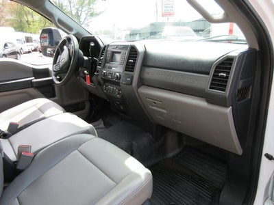2019 Ford Super Duty F-550, 12' BOX TRUCK, DIESEL XL