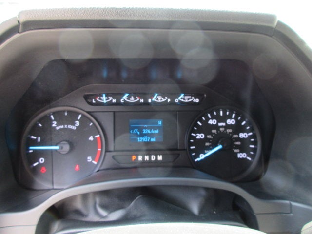 2021 Ford 14' BOX TRUCK, DIESEL, 4X4 LIFTGATE XL