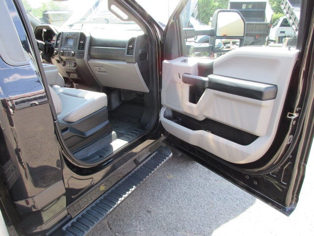 2021 Ford 14' BOX TRUCK, DIESEL, 4X4 LIFTGATE XL