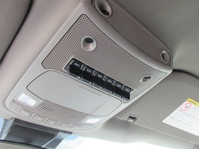 2021 Ford 14' BOX TRUCK, DIESEL, 4X4 LIFTGATE XL