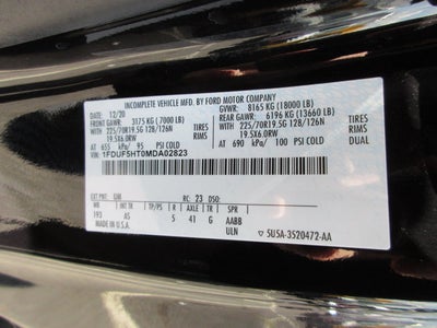 2021 Ford 14' BOX TRUCK, DIESEL, 4X4 LIFTGATE XL