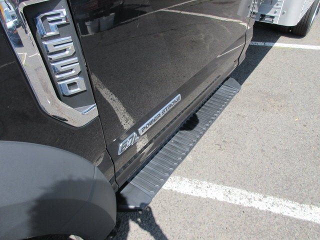 2021 Ford 14' BOX TRUCK, DIESEL, 4X4 LIFTGATE XL