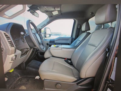2021 Ford F-550, 14 FOOT BOX TRUCK, 4X4, DIESEL, XL