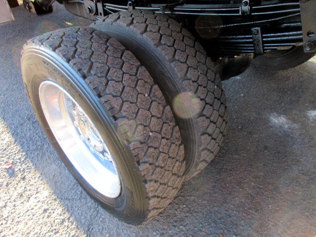 2016 Ford Super Duty F-550 DRW ROLL BACK TOW TRUCK, 4X4 GAS