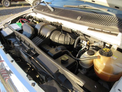 2009 Ford Econoline Commercial Cutaway E-350 Super Duty 16' BOX TRUCK