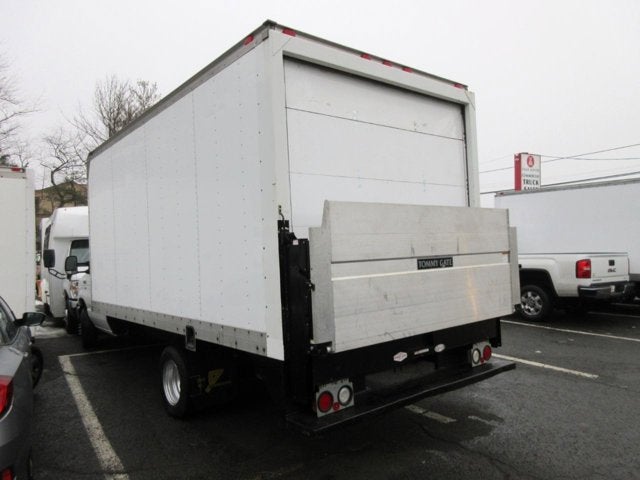 2009 Ford Econoline Commercial Cutaway E-350 Super Duty 16' BOX TRUCK