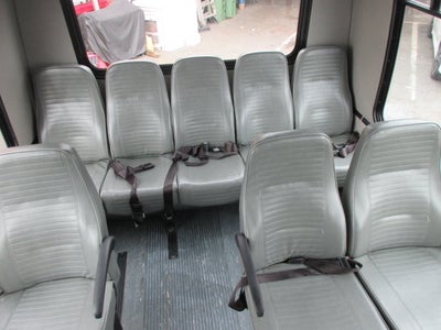 2018 Ford E350,14 PASSENGER SHUTTLE BUS E-350 SRW 138" WB