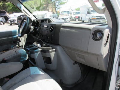 2014 Ford E-350, 14 FOOT BOX TRUCK E-350 Super Duty 138" 5-Spd SRW