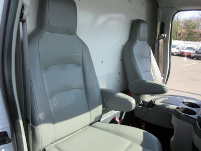 2015 Ford Econoline Commercial Cutaway 16 FOOT BOX TRUCK, LIFTGATE