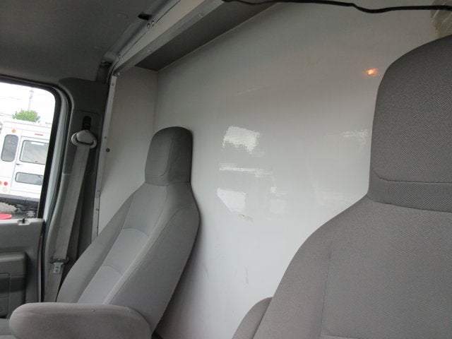 2013 Ford E-350, 11' ATTIC BOX TRUCK SRW E-350 Super Duty 138" 5-Spd SRW