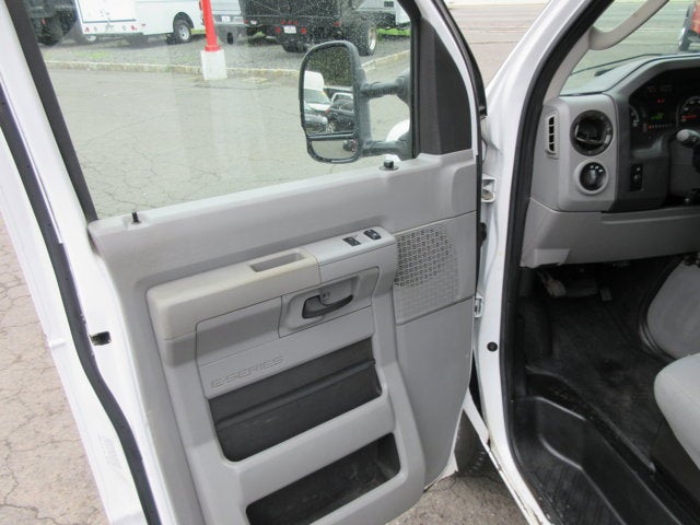 2013 Ford E-350, 11' ATTIC BOX TRUCK SRW E-350 Super Duty 138" 5-Spd SRW