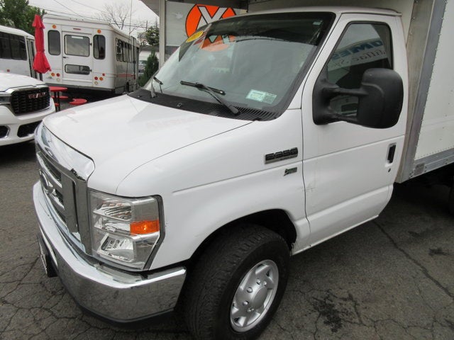 2013 Ford E-350, 11' ATTIC BOX TRUCK SRW E-350 Super Duty 138" 5-Spd SRW
