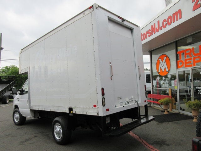 2013 Ford E-350, 11' ATTIC BOX TRUCK SRW E-350 Super Duty 138" 5-Spd SRW