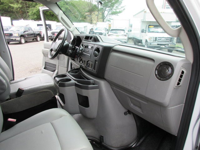 2013 Ford E-350 ENCLOSED SERVICE TRUCK, SRW E-350 Super Duty 138" 5-Spd SRW