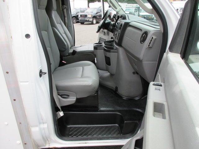 2013 Ford E-350 ENCLOSED SERVICE TRUCK, SRW E-350 Super Duty 138" 5-Spd SRW